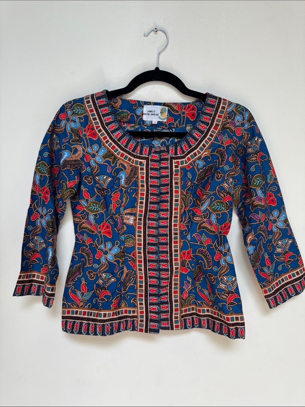 Vibrant vintage 70s Blue Floral Embroidered Jacket